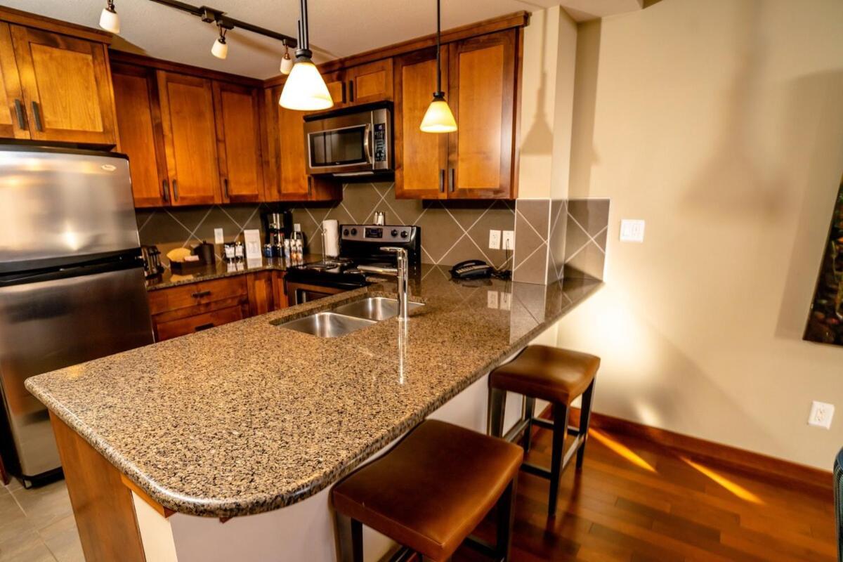 The Raven Suite At Stoneridge Mountain Resort Canmore Exterior foto